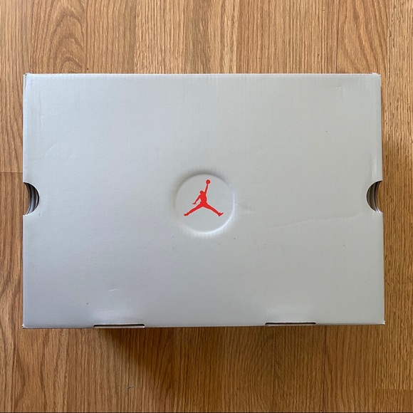 Air Jordan 13 Flints - Picture 3 of 4